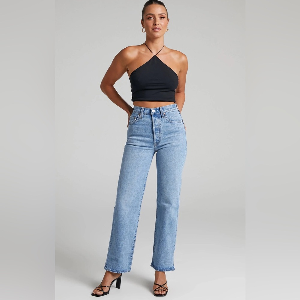 Levi’s Ribcage Ankle Straight Leg Jeans Tango